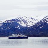 Die Ocean Diamond fährt rund um Island neun Häfen an