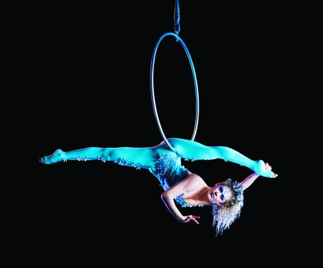 Der Cirque de Soleil tritt an Bord der MSC Bellissima auf