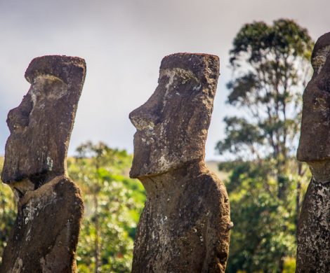 Die Moai stellen verstorbene Häuptlinge oder Götter dar 