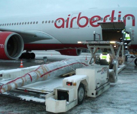 Da flog Air Berlin sogar noch den Weihnachtsbaum