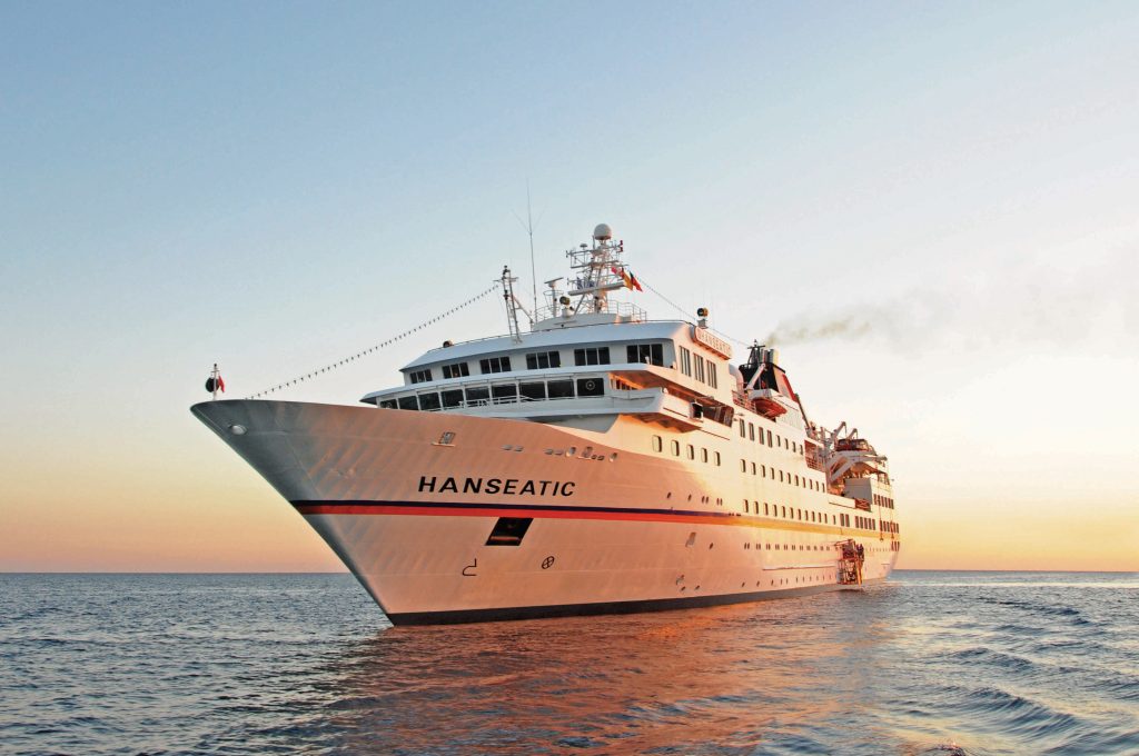 Die Musikreise mit der MS Hanseatic von Hamburg nach Bremerhaven geht vom 3. bis 12. Mai 2018 (9 Tage), über Amsterdam, Gent, Antwerpen, Oudeschild/Texel, Borkum und Helgoland und kostet ab 3.790 Euro pro Person.