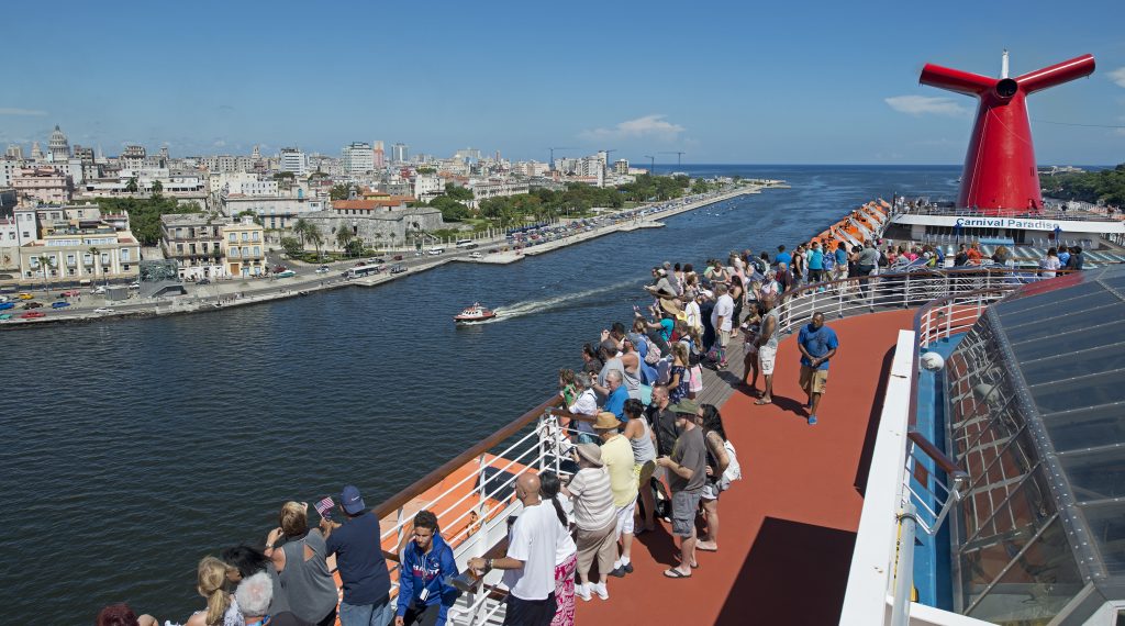 Carnival Cruise Line (www.carnivalcruiseline.de) wird im nächsten Jahr mit einem weiteren Schiff Kuba anlaufen. Zwischen Mai und Dezember 2019 startet die Carnival Sensation 17 Mal ab Miami zu verschiedenen sechstätigen Kreuzfahrten in Richtung Havanna.