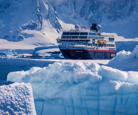 Im Winter mit Hurtigruten den Eiszauber erleben