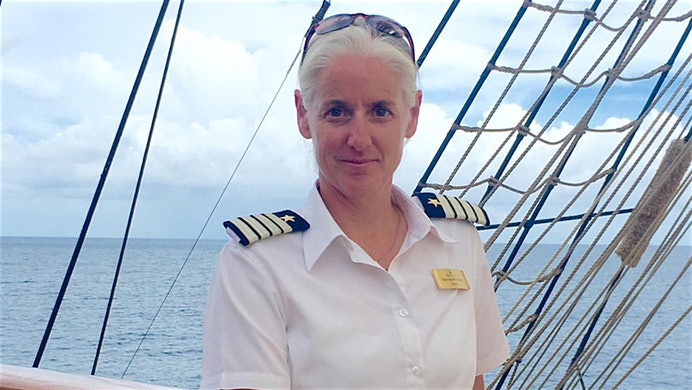 Jetzt hat auch die Segelschiff-Reederei Sea Cloud eine Frau Kapitän: Sechs Jahre arbeitete Kathryn Whittaker als 1. Offizierin auf dem Windjammer Sea Cloud II bis sie jetzt zum Kapitän ernannt wurde.