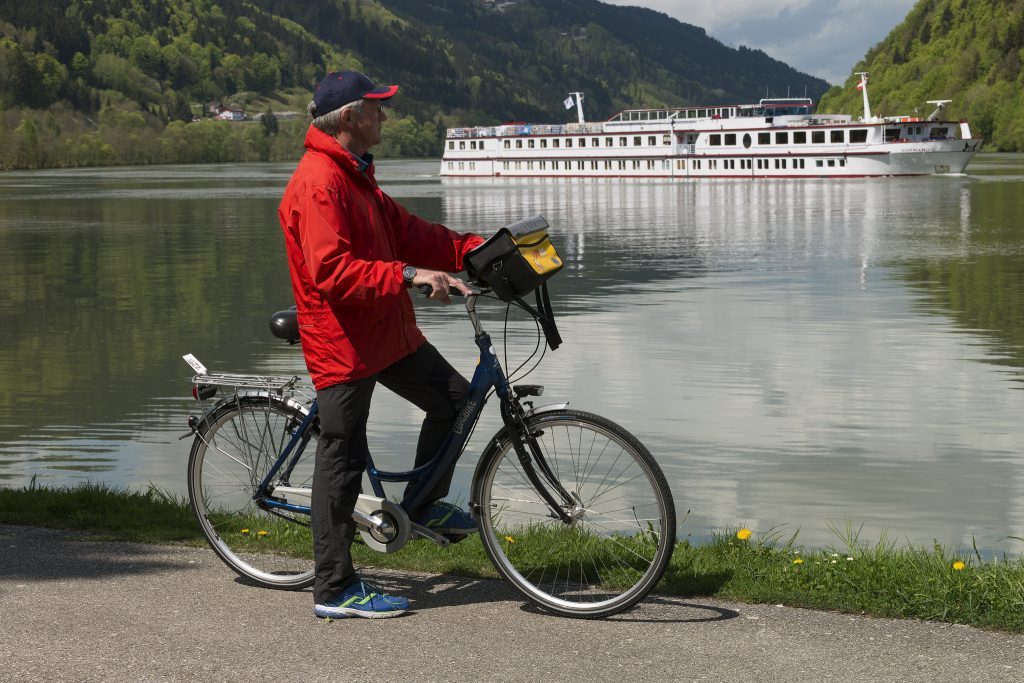 Der Spezialist für Flussreisen, Nicko Cruises, bietet im nächsten Jahr Radpakete an, darunter auch  maßgeschneiderte Ausflüge mit E-Bikes.