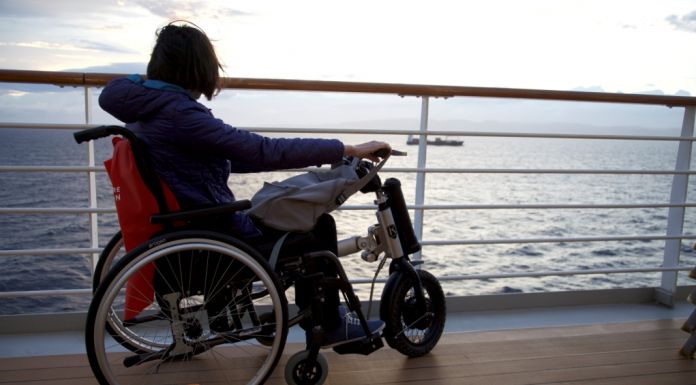 Mit dem neuen Ausflugsprogramm Adagio Tours auf der Costa Diadema werden auf den Mittelmeer-Kreuzfahrten Landausflüge für Gäste mit Behinderung angeboten.