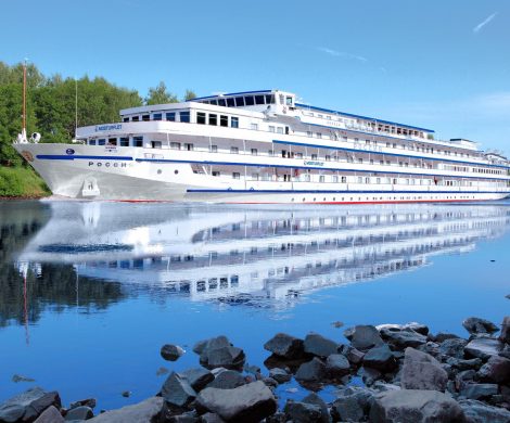 Plantours Kreuzfahrten legt mit dem Premium-Schiff MS Rossia im nächsten Jahr zu den längsten Flussreisen (12 Tage) zwischen Moskau und St. Petersburg ab.