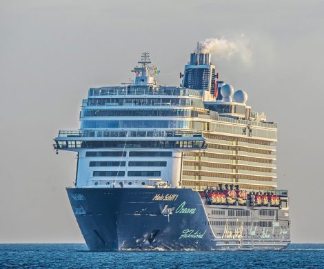 Der neue Katalog 2020 von TUI Cruises für die „Mein Schiff“-Flotte bietet 103 verschiedene Routen zur Auswahl. Gültig ist er von April 2020 bis Oktober 2020