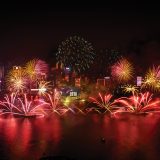 Zum Jahreswechsel bieten die Städte rund um den Globus ihren Einwohnern und Besuchern Feuerwerk-Shows der Superlative mit Rekordabsichten.