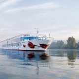 Die Flussschiffreederei Arosa startet eine Modernisierung ihrer Flotte, in den nächsten Jahren sollen sechs Flusskreuzer ein neues Design erhalten