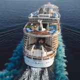 Im Mai 2019 kommt die Oasis of the Seas wieder zurück ins Mittelmeer und fährt als eines der größten Kreuzfahrtschiffe der Welt von Barcelona ab.
