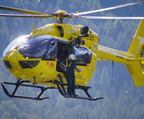 Seenotretter haben in den frühen Morgenstunden mit einem Hubschrauber eine Seniorin von der Costa Diadema gerettet.