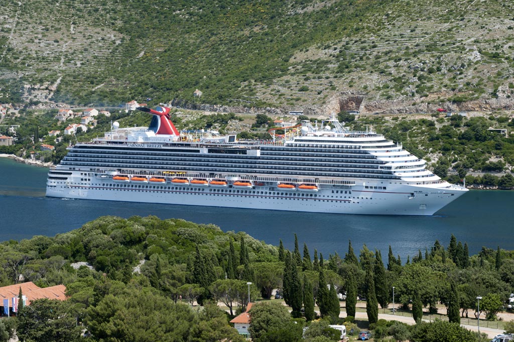 Carnival Cruise Line verschenkt zu Ostern für Kreuzfahrten in den Saisons 2019/2020 100 US-Dollar pro Kabine für das Bordkonto
