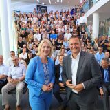 Manuela Schwesig, Ministerpräsidentin des Landes Mecklenburg-Vorpommern, besuchte die Mitarbeiter von AIDA Cruises in Rostock.