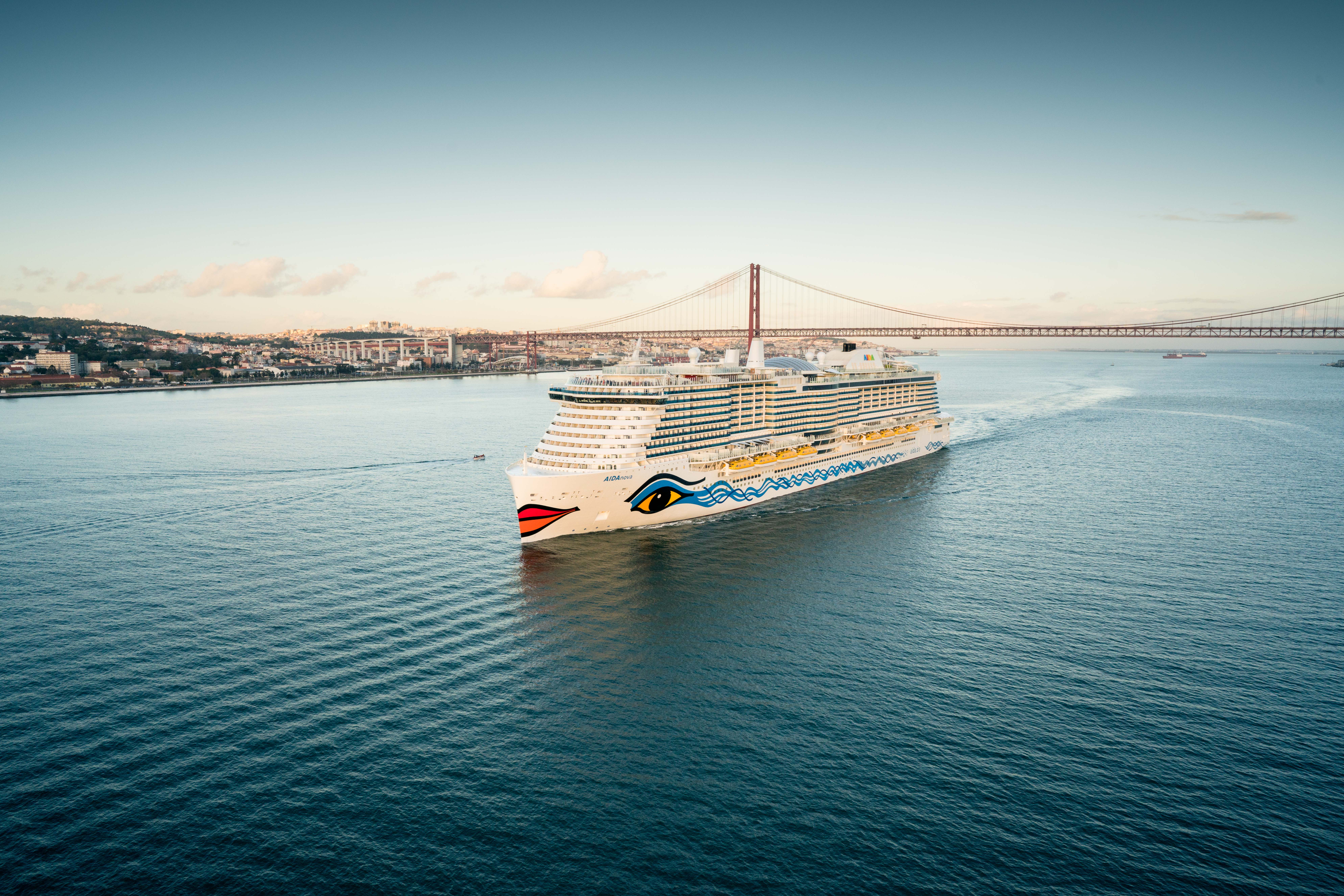 AIDA arbeitet mit dem weltweit führenden maritimen Batteriehersteller Corvus Energy aus Norwegen zusammen, um batteriegetriebene Schiffe zu ermöglichen