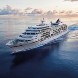 Hapag-Lloyd Cruises hat die MS EUROPA aufgeschlagen deutlich moderner und legerer gemacht, Drei-Sterne-Koch Kevin Fehling an Bord nun ein Gourmet-Restaurant