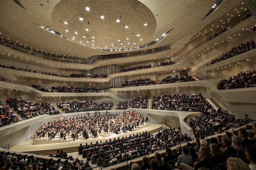 Die MSC Foundation veranstaltet am 8. November 2019 die exklusive Spendengala „Lebensraum Elbe“ in der Elbphilharmonie Hamburg. Tickets für das Charity-Konzert sind ab sofort erhältlich.