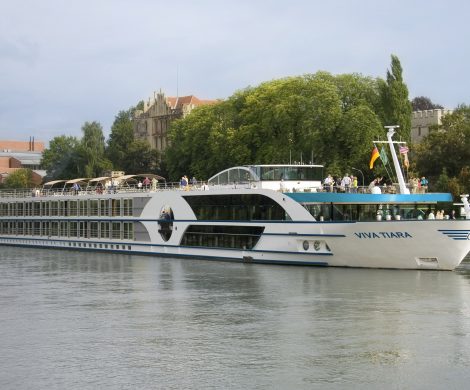 Die VIVA TIARA, die komplett renoviert und modernisiert wird, ist das erste eigene Schiff des jungen Flussreiseveranstalters Viva Cruises