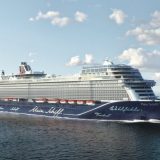 Die Mein Schiff 1 von TUI Cruises wird Filmstar: Am 2. Februar um 20:15 Uhr startet ServusTV in die Ausstrahlung von "Lust auf Meer"