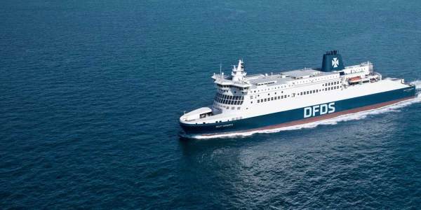 Die Reederei DFDS nimmt einen Teil ihres Fährverkehrs wieder auf: Die Route von Amsterdam nach Newcastle wird ab 15. Juli wieder fahren