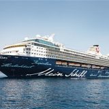 TUI Cruises sagt alle geplanten Blaue Reisen der Mein Schiff 1 ab. Kreuzfahrten nach Griechenland und die Kanarischen Inseln finden statt.
