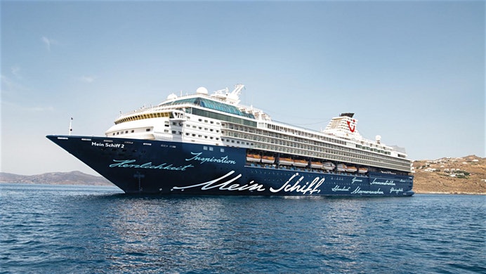 TUI Cruises sagt alle geplanten Blaue Reisen der Mein Schiff 1 ab. Kreuzfahrten nach Griechenland und die Kanarischen Inseln finden statt.