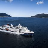 Hapag-Lloyd Cruises veröffentlicht elf neue Reisen des Expeditionsschiffes HANSEATIC inspiration inklusive Weihnachts- und Silvesterreise