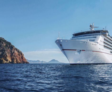 Der neue Winterfahrplan für die EUROPA 2 steht: Das moderne Luxusschiff steuert im Winter 2020 / 21 Kanarische Inseln an.