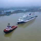 Die HANSEATIC spirit, dritter Expeditionsneubau von Hapag-Lloyd Cruises, wird von VARD in Tulcea zur Langsten Werft/Norwegen überführt