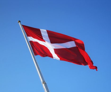 In Dänemark müssen alle Kreuzfahrtgäste, die an Land gehen wollen, ab sofort einen Covid-19-Test machen, auch Geimpfte und Genesene