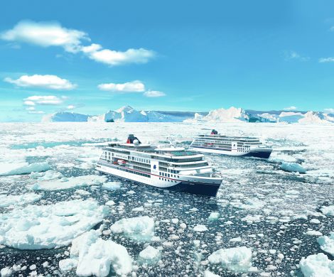 Die Expeditionsschiffe Hanseatic Nature und Hanseatic Inspiration von Hapag-Lloyd Cruises fahren nach knapp anderhalb Jahren jetzt wieder in die Antarktis.