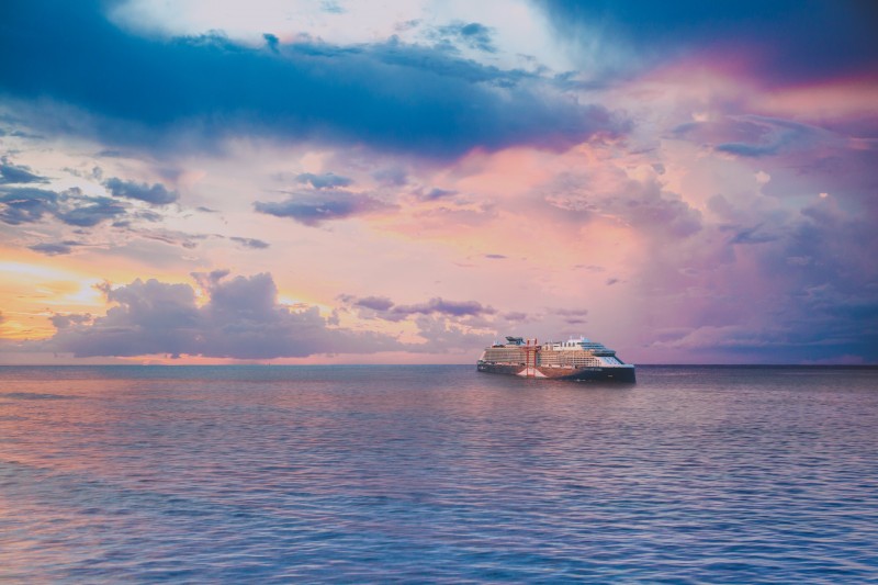 Von Mai bis Juli 2022 unternimmt die Celebrity Summit eine Reihe von 7- bis 10- Nächte Kreuzfahrten zu den rosafarbenen Sandstränden von Bermuda.