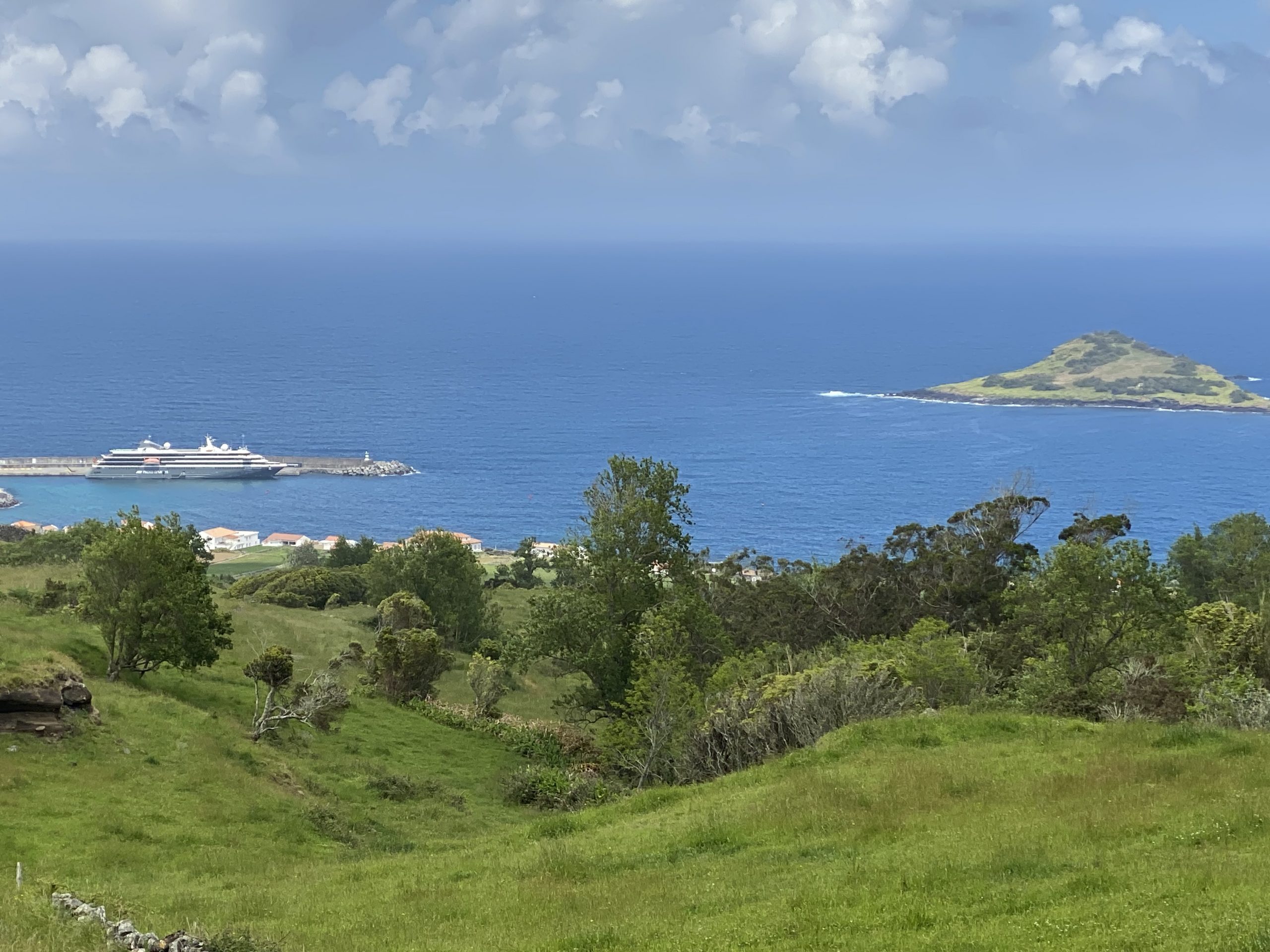 Reportage einer Kreuzfahrt um die Azoren, Slow Cruising mit der World Voyager von nicko Cruises, viel Zeit für Entdeckungen